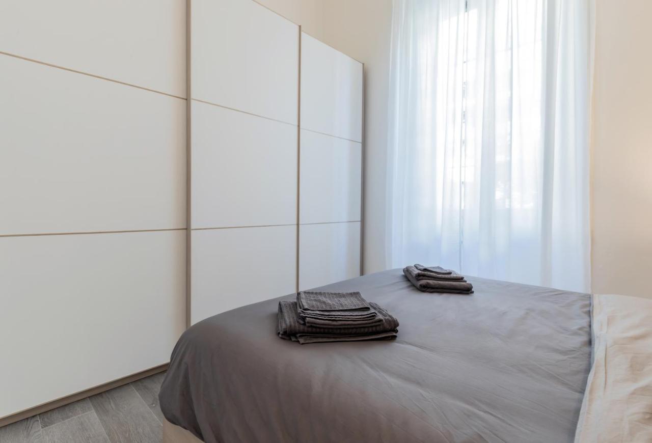 Duomo-Navigli Charming And Modern With Fast Wifi Apartment มิลาน ภายนอก รูปภาพ